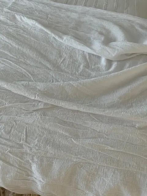 Pie de cama ani off white 150x220 cm